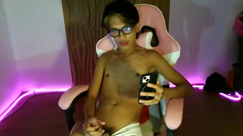 burger_kingxxx online show from January 2026 12:12:02 AM