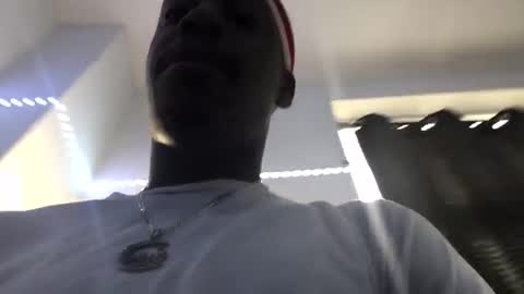 Snapshot of burgerboy06 chatting on February 2025 06:54:02 PM burgerboy06 online show from February 2025 06:54:02 PM