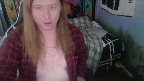 Snapshot of burningflute chatting on December 2024 09:55:02 PM burningflute online show from December 2024 09:55:02 PM