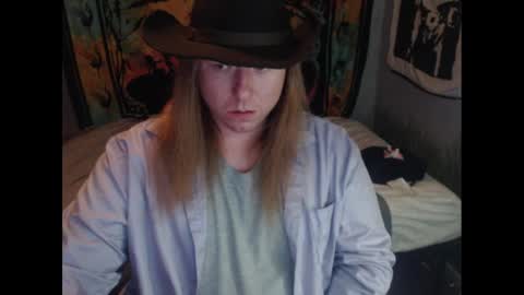 Snapshot of burningflute chatting on September 2025 03:39:01 AM burningflute online show from September 2025 03:39:01 AM