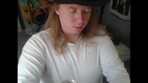 Snapshot of burningflute chatting on September 2025 07:14:02 PM burningflute online show from September 2025 07:14:02 PM