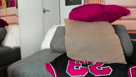 burningman1_ online show from September 2025 04:58:02 AM