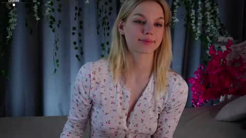 Jessica online show from October 2025 04:38:02 PM