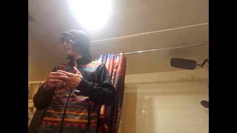 Snapshot of burntbuns710 chatting on November 2025 03:08:02 AM LostSingledad online show from November 2025 03:08:02 AM