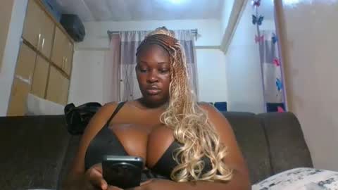 burstysasha online show from May 2026 07:22:02 PM