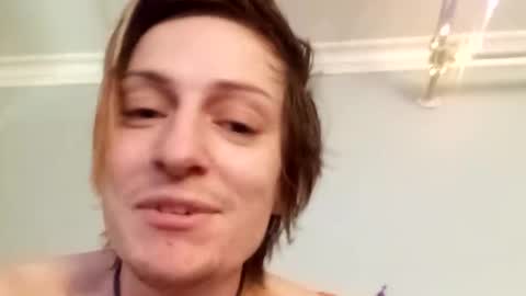 Snapshot of bushwitch chatting on March 2026 09:05:01 PM Hedge online show from March 2026 09:05:01 PM