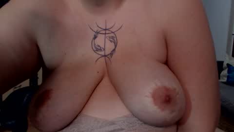 Mary online show from April 2026 10:45:01 PM