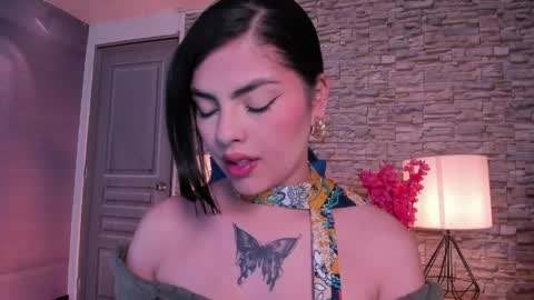 Snapshot of butterflyx39 chatting on May 2026 12:02:01 PM Lia Butterfly online show from May 2026 12:02:01 PM
