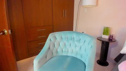 Snapshot of buunnyyhot chatting on January 2025 01:31:02 PM Rosse online show from January 2025 01:31:02 PM