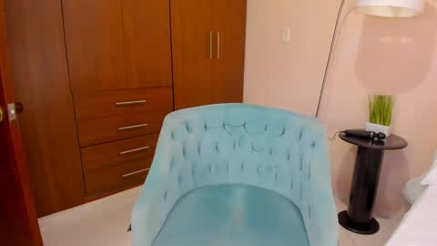 Snapshot of buunnyyhot chatting on March 2025 02:37:02 PM Rosse online show from March 2025 02:37:02 PM