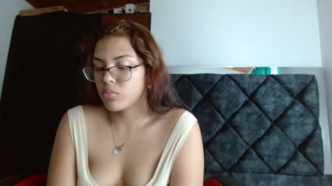 Snapshot of by_naughty chatting on December 2024 04:08:02 PM by_naughty online show from December 2024 04:08:02 PM