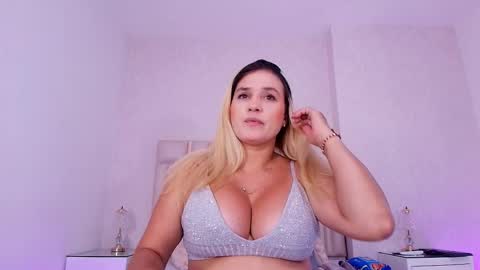 Carolina online show from June 2026 03:08:02 AM