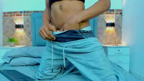 Snapshot of c_worstian_ chatting on December 2024 02:28:01 PM c_worstian_ online show from December 2024 02:28:01 PM