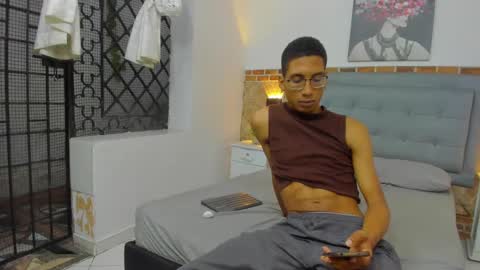 Snapshot of c_worstian_ chatting on December 2024 11:11:01 AM c_worstian_ online show from December 2024 11:11:01 AM