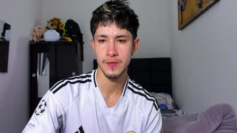 Snapshot of cafecitoo_ chatting on April 2026 03:51:01 AM cafecitoo_ online show from April 2026 03:51:01 AM