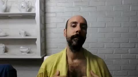 Snapshot of caibra87 chatting on May 2026 02:30:02 AM Will caibra find a sugar daddy or sugar mommy online show from May 2026 02:30:02 AM