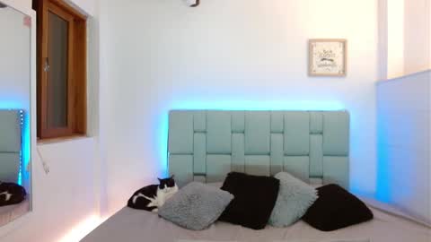 Cailyn Independent model online show from November 2025 12:20:02 AM