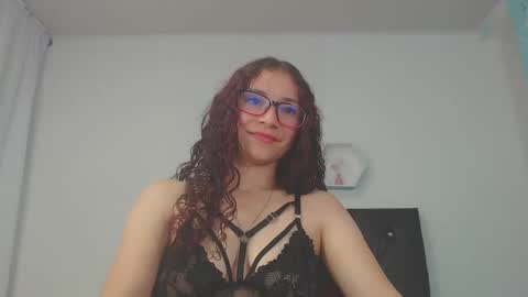 Snapshot of cailynmusa chatting on December 2024 05:51:01 AM cailynmusa online show from December 2024 05:51:01 AM