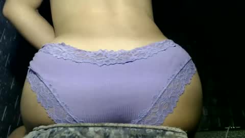 Snapshot of caitessa_bellemoir chatting on June 2026 05:12:01 AM caitessa_bellemoir online show from June 2026 05:12:01 AM