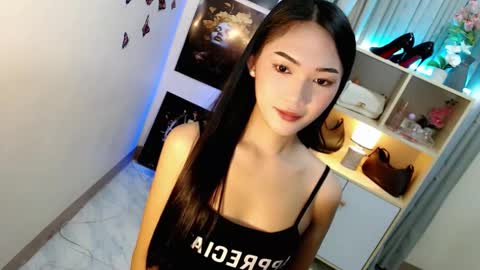 caitlin online show from February 2026 07:17:02 PM