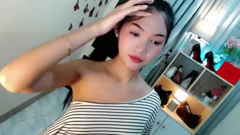 Snapshot of caitlin_x chatting on June 2026 11:58:01 PM caitlin online show from June 2026 11:58:01 PM