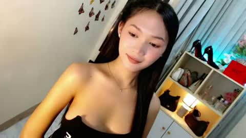 Snapshot of caitlin_x chatting on July 2026 11:22:01 PM caitlin online show from July 2026 11:22:01 PM