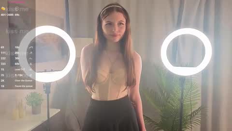 Kate online show from December 2025 04:14:02 PM