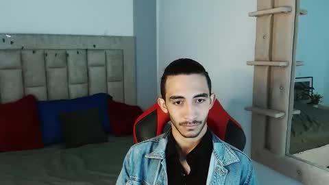 Snapshot of caius_fox chatting on January 2026 11:03:02 AM caius online show from January 2026 11:03:02 AM