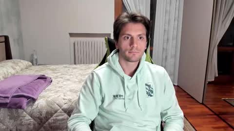 Marco online show from November 2025 03:11:01 PM