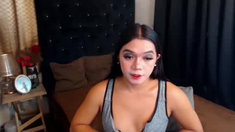 Snapshot of calehaderson chatting on February 2025 09:02:01 AM calehaderson online show from February 2025 09:02:01 AM