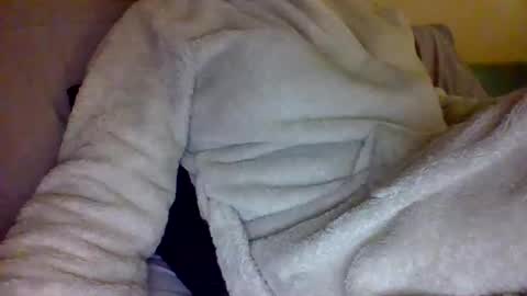 Snapshot of caligirl310r chatting on January 2025 01:52:01 PM Caligurl Queen Head Fluffer In Charge Goddess of Cocktease Mistress of Holes online show from January 2025 01:52:01 PM