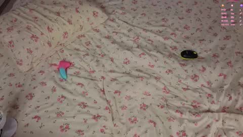 Snapshot of call__me_mommy_ chatting on November 2025 07:44:02 AM Nancy Please thumbs up me online show from November 2025 07:44:02 AM