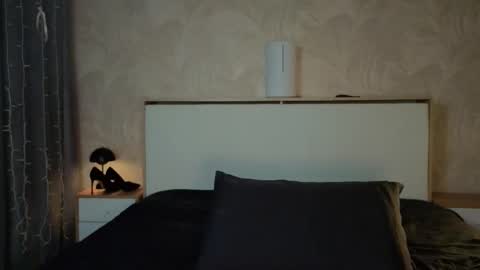 Snapshot of call__me_mommy_ chatting on January 2026 06:35:02 PM Nancy Please thumbs up me online show from January 2026 06:35:02 PM