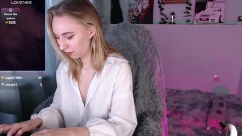 Snapshot of callerbowltim chatting on December 2024 06:32:01 AM alextim online show from December 2024 06:32:01 AM