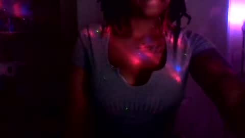 Snapshot of callherpretty chatting on January 2025 01:33:01 AM little miss pretty online show from January 2025 01:33:01 AM