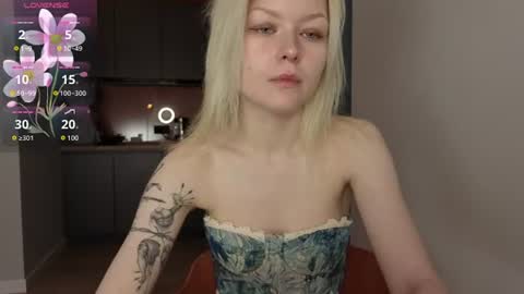 Snapshot of callista_a chatting on June 2026 02:39:02 AM Robin online show from June 2026 02:39:02 AM