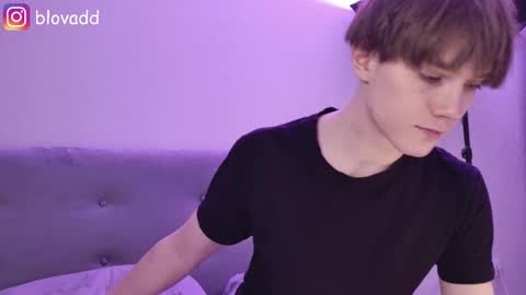 Snapshot of callmenineoneseven chatting on December 2025 02:06:01 AM Nick online show from December 2025 02:06:01 AM