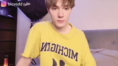 Snapshot of callmenineoneseven chatting on February 2026 04:00:01 PM Nick online show from February 2026 04:00:01 PM