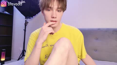 Snapshot of callmenineoneseven chatting on February 2026 05:06:02 PM Nick online show from February 2026 05:06:02 PM