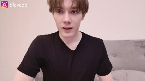 Snapshot of callmenineoneseven chatting on February 2026 05:28:02 AM Nick online show from February 2026 05:28:02 AM