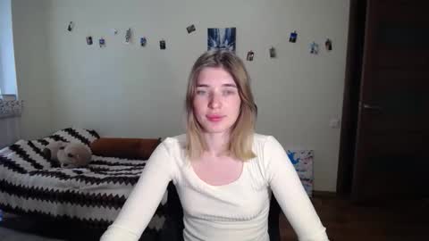 callmesweett online show from May 2026 12:02:01 PM