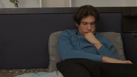 Snapshot of calvin_cay chatting on January 2025 03:33:01 AM Calvin online show from January 2025 03:33:01 AM