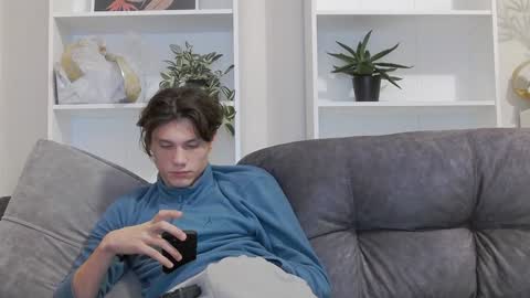 Snapshot of calvin_cay chatting on January 2025 01:54:01 AM Calvin online show from January 2025 01:54:01 AM