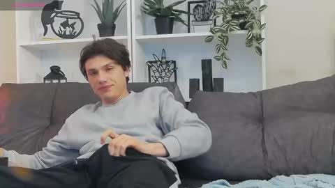 Snapshot of calvin_cay chatting on March 2025 12:04:02 AM Calvin online show from March 2025 12:04:02 AM