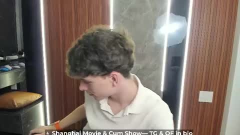 Snapshot of calvin_loves_you chatting on July 2026 03:05:01 PM Hey I am Calvin online show from July 2026 03:05:01 PM