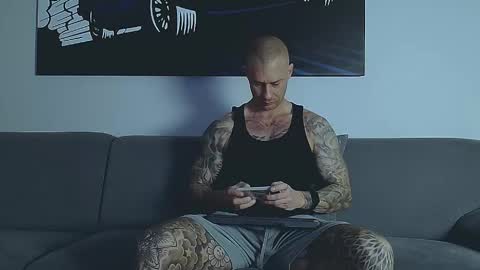 Calvin  online show from February 2026 07:58:02 AM