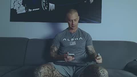 Calvin  online show from February 2026 07:59:02 AM