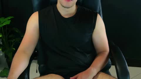 Snapshot of camara110 chatting on March 2025 02:34:01 AM camara110 online show from March 2025 02:34:01 AM