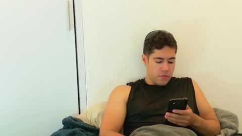 Snapshot of camara110 chatting on October 2025 12:30:02 AM camara110 online show from October 2025 12:30:02 AM