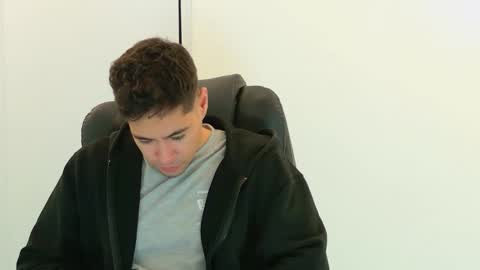 Snapshot of camara110 chatting on November 2025 02:55:01 AM camara110 online show from November 2025 02:55:01 AM